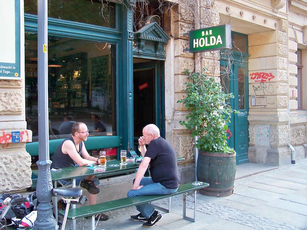 Bar Holda, Soure: Juliane Bergmann