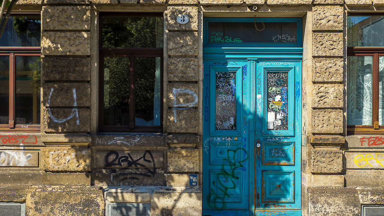 La entrada de la casa Sebnitzer Strasse 6