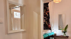 Familien Apartment - Detailansicht Flur mit Blick ins Schlafzimmer